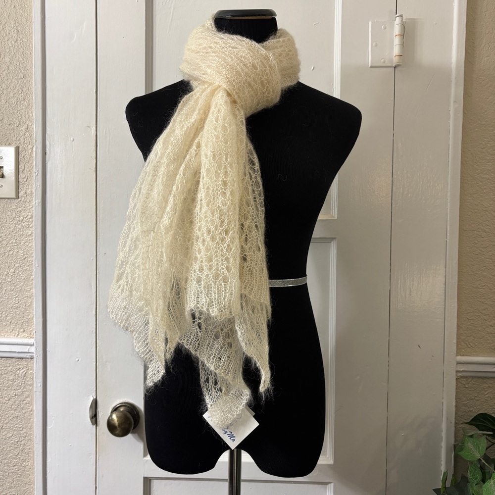 Baby Mo Kid Mohair/Silk Shawl - Picture 4 of 15